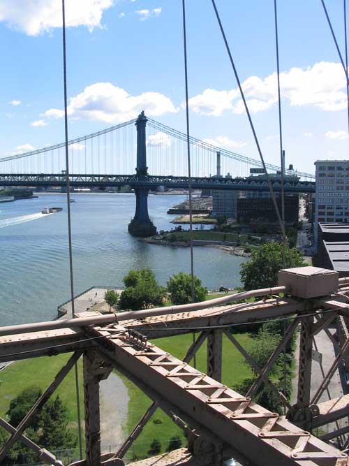 Viewing the Manhattan Bridge from the Brooklyn Bridge